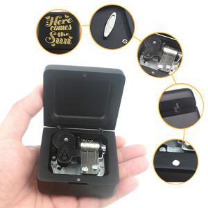 Caja de música de madera negra, juego de películas, Melody Popular, Música Creativa, regalo, venta al por mayor - Product Image 2