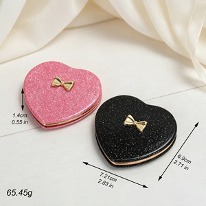 Specchietto Portatile di Alta Qualità a Forma di Cuore con Glitter, Doppio Lato, Mini Specchio Pieghevole Compatto per Trucco - Product Image 6