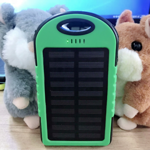 แผงโซลาร์เซลล์แบบพกพาใหม่ปี 2024 พร้อมพาวเวอร์แบงค์ LED 5000mAh กันน้ำ ชาร์จเร็ว ช่องเสียบ Micro USB แบตเตอรี่ Li-Polymer บางเฉียบ - Product Image 1