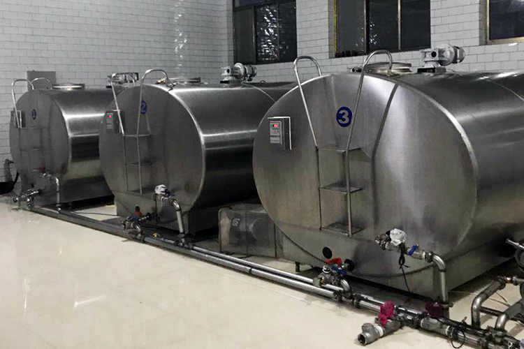 2000L horizontal type dairy plant processing machine raw milk cooling tank