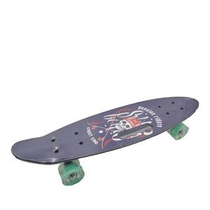 Planche à roulettes Cruiser sur mesure avec pont personnalisé pour les détaillants et les projets de marque - Product Image 6