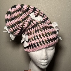 Berretto all'Uncinetto Artigianale Premium, Personalizzato a Righe Colorate, Stile Europeo e Americano, per Adulti, ODM Boutique - Product Image 6