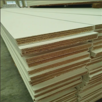 Vigas de Madera Laminada (LVL) Preimpregnadas de Longitud Personalizada con Pegamento Fenólico WBP para Soporte de Peldaños de Escalera