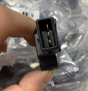เซ็นเซอร์ตำแหน่งเพลาข้อเหวี่ยง 96418393 AO18 สำหรับรถยนต์เดวู - Product Image 2
