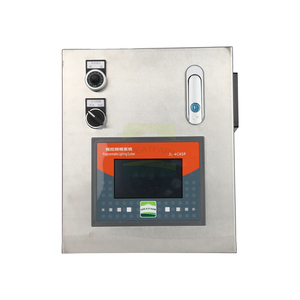 Système d'éclairage automatique personnalisé pour les poulaillers - Élimine les variations de luminosité entre les niveaux de cages, adapté aux poulaillers de ponts - Product Image 1