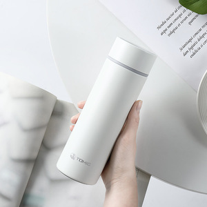 ทอมิค สมาร์ท เทอร์มอส คัพ 316 ขวดน้ำสแตนเลสสตีลแบบพกพาพร้อมจอแสดงอุณหภูมิสำหรับนักเรียน - Product Image 2