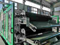 Machine de production de tissu non tissé production de fibre chimique de fibre de polyester dans la machine de cardage de fibre de machine de feutre