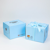 Boîte à gâteau isotherme en gros avec logo personnalisé, poignée et doublure de qualité alimentaire, emballage en papier pour pâtisseries et desserts à emporter
