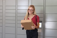 Système de casier intelligent électronique automatisé pour colis, solution de livraison intérieure pour bureaux, centres commerciaux et bâtiments commerciaux, armoire de stockage