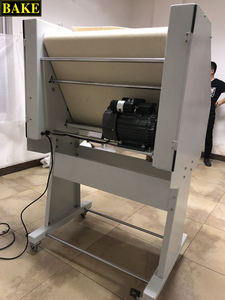 Mouleur automatique de pâte <span class=keywords><strong>à</strong></span> pain <span class=keywords><strong>baguette</strong></span> française pour l'usine de fabrication Machine de boulangerie - Product Image 4