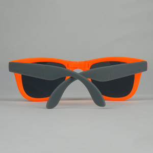 Diseñador DE LA Marca Gafas de Sol UV400 Púrpura Plegable Gafas Hombres Mujeres Venta al por mayor Fluorescente Rosa Negro Azul Amarillo Rojo PC Barato - Product Image 6