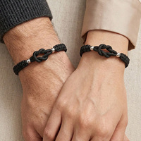 Vente en gros de bracelets de promesse rose en acier inoxydable avec perles et cordon en nylon tressé, lot de 2, cadeau assorti pour couple