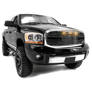 Parrilla Delantera Big Horn II Negra Cromada con 3 LED para RAM 1500 06-08, 2500 06-09, 3500 - Product Image 3