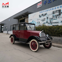 Coche Eléctrico Rojo de Dos Plazas, Estilo Vintage, 4 Ruedas, Tamaño Personalizado, Diseño Retro, Especial para Turismo Panorámico, Gran Venta