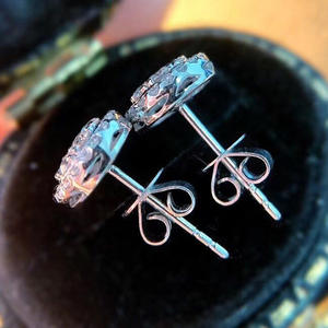 Orecchini in Oro Bianco con Diamanti Taglio Brillante Rotondo Colore G Diamanti Naturali Stile Classico Gioielli da Sposa per Donna - Product Image 5