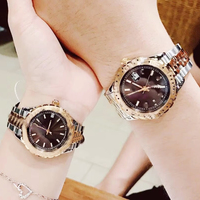 Montre de couple de mode haut de gamme pour homme et femme, bracelet en cuir, boîtier en acier inoxydable, mouvement à quartz