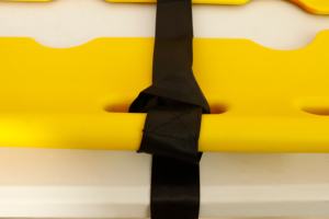 Camilla de Rescate Médica de Aleación de Aluminio y Plástico de Alta Calidad, Color Amarillo, Tipo Pala, Desmontable y Plegable para Ambulancia - Product Image 3