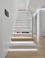 Escalier suspendu en chêne moderne pour intérieur VIKO, escalier flottant