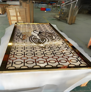 Panneaux métalliques décoratifs intérieurs gravés <span class=keywords><strong>de</strong></span> précision dorés, placage en aluminium, panneau mural en aluminium - Product Image 1