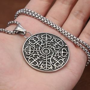 yunnique Viking Compass Stainless Steel Pendant Necklace For Men Round Design Titanium Steel <b>Chain</b> Retro Style - Product Image 4