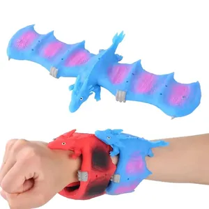 热卖TPR龙恐龙手镯搞笑挤压玩具恐龙造型腕带烦躁玩具