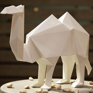 تمثال سيراميك جمل حيوان حديث مع شكل ماسي لهجة زخرفية أنيقة لديكور المنزل العصري والأنيق - Product Image 6