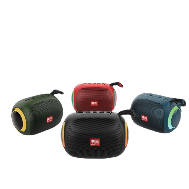 Hot Selling Player  M7 RGB Portable Outdoor Speaker BT clear Sound Wireless 15W With Hanging Rope Mini Speaker Battery