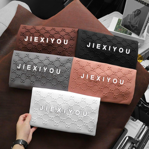 OemカスタムファッションメンズプレーンTシャツPour Hommesコットン半袖エンボス加工ロゴクルーネックTシャツ - Product Image 3