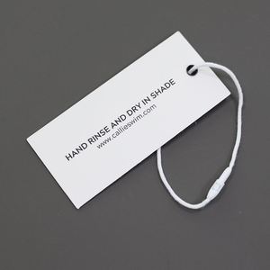 Etiquetas Colgantes Personalizadas para Ropa, con Nombre de Marca, de Lujo, con Ojal Metálico, Etiqueta de Cartón con Impresión UV en Relieve - Product Image 3