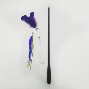 Varita extensible para jugar con gatos, 1.8m, alambre de acero, plumas, resistente a mordidas, con campana, juguete para gatos perezosos - Product Image 2