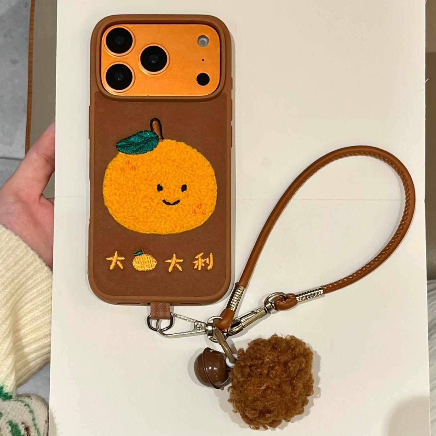 ส้มนำโชคปักลาย