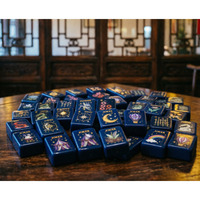 Jeu de tuiles de Mahjong américaines côtières bleu marine profond, gravées Saturne Lavande Tournesols, pour le divertissement