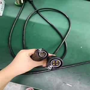 Câble d'alimentation hydroélectrique de haute qualité 1,5 m, cordon d'alimentation de qualité industrielle pour serveurs à haute puissance et équipements de refroidissement hydraulique - Product Image 2