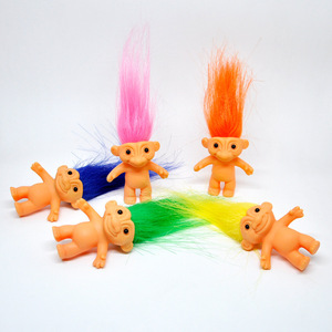 Ugly Doll – jouet en vinyle de 6cm de hauteur avec cheveux longs, orange, rose, jaune, bleu, vert, coloré, pour adolescents de 7 à 14 ans - Product Image 2