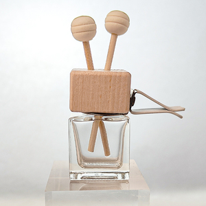 High-End Auto Parfum Fles Leeg Creatief Ca Overhandigen Houder Cartoon Fan Voor Navulbare <span class=keywords><strong>Diffuser</strong></span> Boack Cars Nieuw - Product Image 3