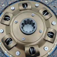 31250-3780/31250-5252/8-97382-734-0/8-97377-150-0//ISD155U/Isuzu Ensemble de disques d'embrayage à six ressorts enveloppants 325 10T