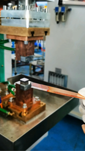 Máquina de soldadura de difusión hidráulica de Gas de resistencia de tiras de cobre Industrial neumática de 3Mm - Product Image 5