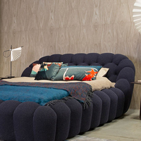 Lit Bulle au Design Moderne et Unique Bleu Sacha Lakic Roche Bobois, Lit Doux en Mousse Haute Densité