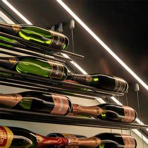 رفوف معدنية ملكية قابلة للتخصيص تحت الدرج لتخزين النبيذ، رفوف عائمة من الفولاذ المقاوم للصدأ، حل فاخر لتخزين النبيذ، أثاث منزلي - Product Image 3