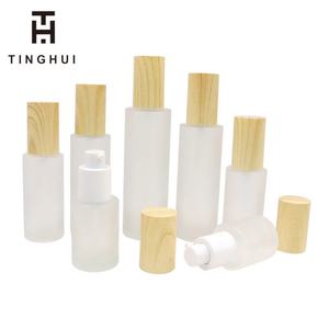 ชุดขวดแก้วบรรจุภัณฑ์เครื่องสำอางหรูหรา ฝาไม้ไผ่ กระปุกครีม และชุดขวดปั๊มสเปรย์ สำหรับผลิตภัณฑ์บำรุงผิวหน้า ครีม และโลชั่น - Product Image 3