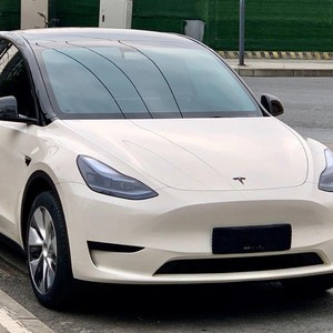 Film de protection vinyle blanc poivre PET haute brillance anti-rayures avec technologie Air Release pour covering automobile complet, rouleau de film changeant de couleur - Product Image 1