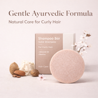 Barra de Champú Anticaspa para Cabello Rizado |   Aceite Suavizante Sin Sulfatos para Control de Grasa |   Polvo Sólido Vegano de Hojas de Árnica y Árbol de Té |   Fórmula 2 en 1