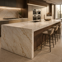 Îlot de cuisine en marbre Taj Mahal, quartzite blanc ivoire, veines dorées claires, finition cuir, bordure mitrée, design de luxe discret