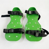 Herramientas de construcción fáciles de usar, zapatos con pinchos, color verde para pisos de epoxi con pinchos cortos