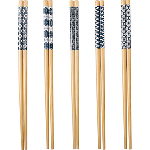 Baguettes en bambou personnalisables avec logo, 24 cm, imprimées d'un motif floral bleu foncé, idéales pour servir et comme cadeau. - Product Image 5
