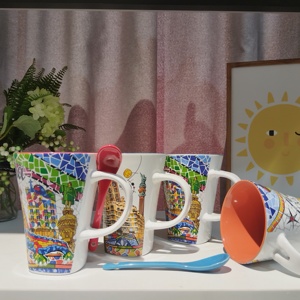 Juego de tazas de recuerdo impresas personalizadas de París y <span class=keywords><strong>Nueva</strong></span> <span class=keywords><strong>York</strong></span>, tazas de café de cerámica de gres al por mayor, diseño de Color interior con cuchara - Product Image 6