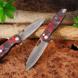 Coltello Pieghevole GT-T0044-<span class=keywords><strong>4</strong></span> in Acciaio Damasco VG-10 con Manico in Fibra di Carbonio e Chiusura a Bottone Tunafire - Product Image 3