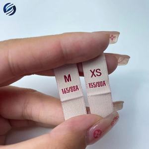 Tùy Chỉnh S <span class=keywords><strong>M</strong></span> L Xl Số Trung Tâ<span class=keywords><strong>m</strong></span> Gấp Dệt May Vải Cổ Thư Kích Thước Nhãn Tag Cho Quần Áo - Product Image 5