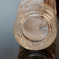 Nouvelle bouteille de vin en verre exquise avec motif de dragon en relief, bouteille à liqueur transparente épaissie vide pour whisky et spiritueux