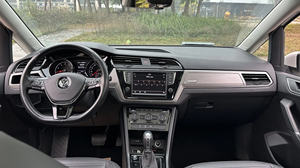 <span class=keywords><strong>Volkswagen</strong></span> Touran L MPV 2023-2025 Chine, Berline Automatique, SUV, Caméra Arrière, Voiture d'Occasion la Moins Chère, Fabriquée en Chine - Product Image 6